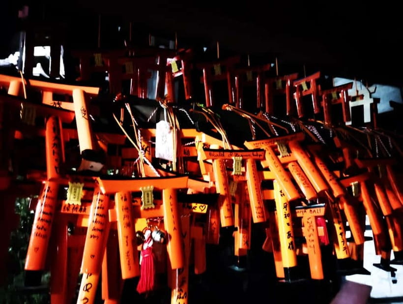 Kyoto: Fushimi Inari Taisha Night Tour with Guide - Forest Paths Without the Daytime Crowd Energy