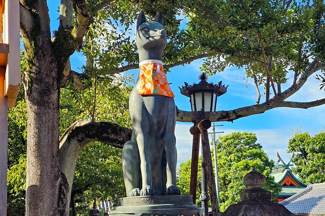 Kyoto: Fushimi Inari Taisha Small Group Guided Walking Tour - Who should book this torii gate walk?