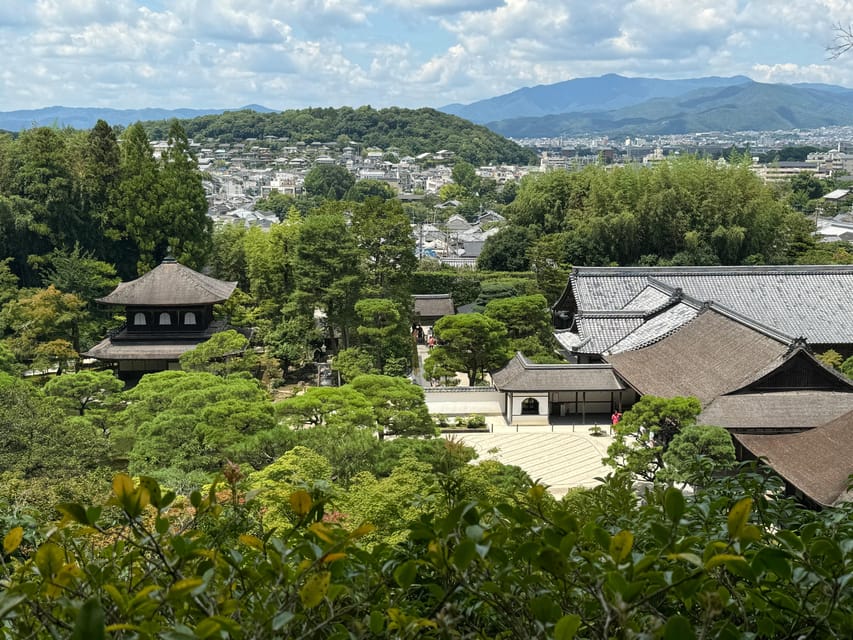 Kyoto: Ginkakuji, Silver Pavilion Guided Tour in 1 Hour - Tour flow: starting at the gate, finishing at Tetsugaku No Michi