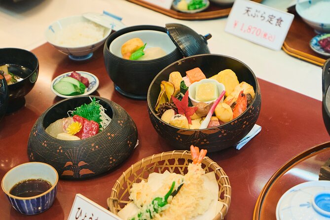 Kyoto Gion: 2-Hour Geisha Culture & History Walking Tour - Pontocho and the Kamogawa River: letting the evening breathe