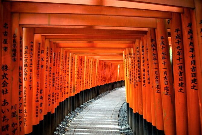 Kyoto Gion Early Morning Walking Tour - Stop 5: Yasaka-no-To pagoda at quiet morning light