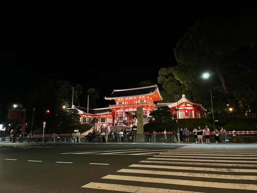 Kyoto: Gion & Geisha District Night Time Walking Tour - Yasaka Shrine: the festival and tradition setup you actually need