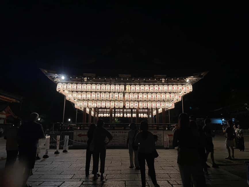 Kyoto: Gion & Geisha District Night Time Walking Tour - Nene no Michi: the stone lane with Toyotomi Hideyoshi’s family link