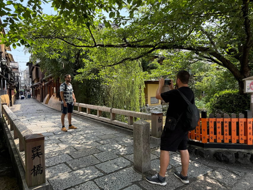 Kyoto: Gion Geisha District & Yasaka Shrine Walking Tour - Understanding geiko and maiko traditions, with respect and real context
