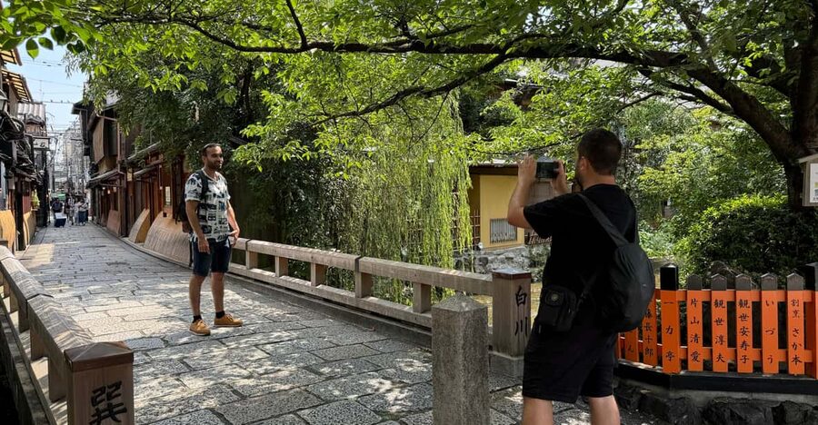 Kyoto: Gion Geisha District & Yasaka Shrine Walking Tour - Who this Kyoto Gion and Yasaka tour fits best