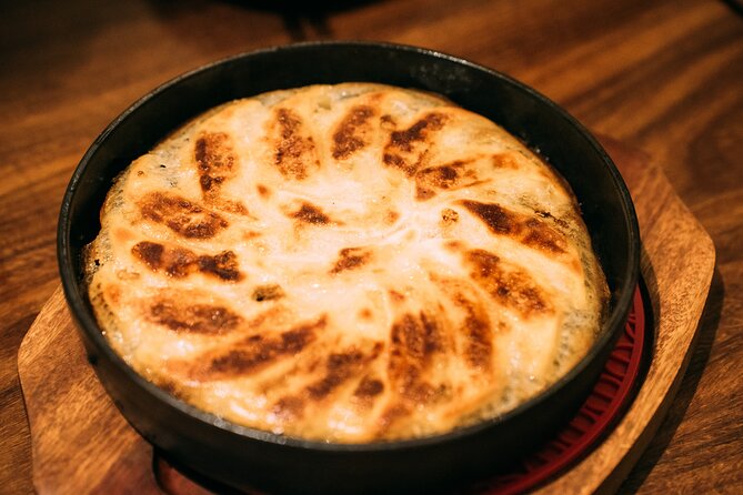 Kyoto: Gion Local Food Tour (Taste 15 Dishes) - Stop 1: Kawaramachidori and the izakaya-style opening