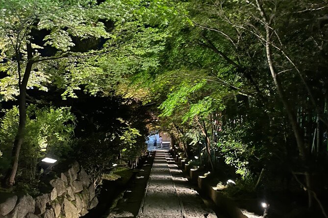 Kyoto: Gion Magical Night Walking Tour - Stop 3: Sannenzaka and Ninenzaka for lantern-lit Kyoto streets