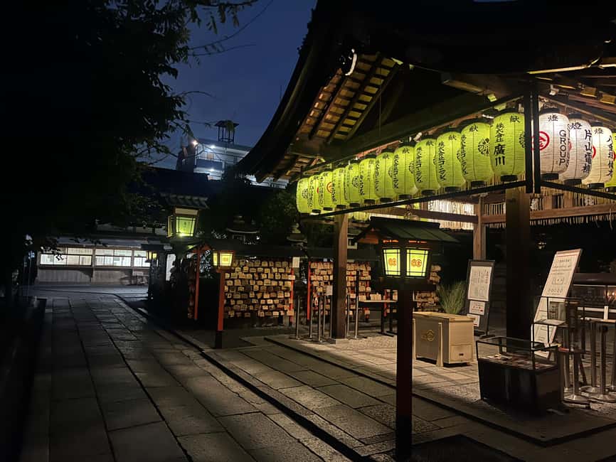 Kyoto: Gion Magical Night Walking Tour with Geisha Trivia - Shrine Stops, Matchmaking Vibes, and Night Lighting