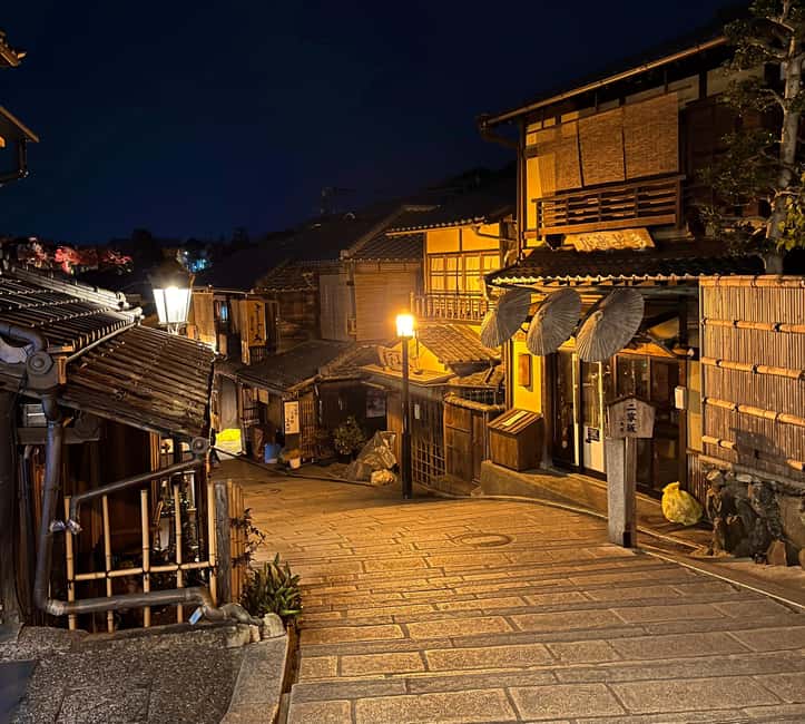 Kyoto: Gion Magical Night Walking Tour with Geisha Trivia - The Illuminated Pagoda and Quiet Pathways