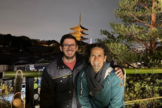 Kyoto Gion Night Tour: Discover Geisha District and Hidden Gems - Stop 3: Yasui-Konpiragu, a shrine stop with a relationship theme