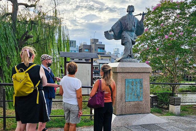Kyoto Gion Night Walk & Geisha District Guided Tour - Guides make the walk: Zied, Shingo, Jasmine, Naoki, Eloise, and more