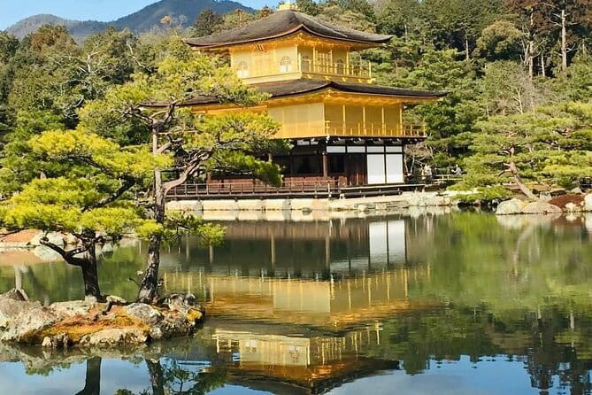 Kyoto: Gion & Pontocho Food Tour with 13 Dishes - The guide touch: small-group attention and real Kyoto tips