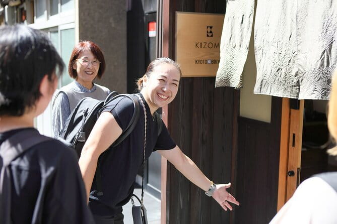 Kyoto: Gion & Pontocho Food Tour with 13 Dishes - Price and value: what $105.71 buys in one Kyoto evening