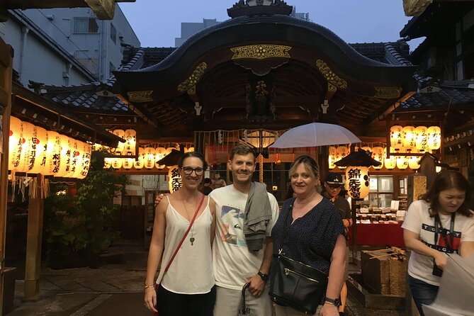 Kyoto Gion Private Tour with a Local Guide – Geisha District - Yasaka Shrine Between Gion and Higashiyama: More Than a Quick Stop
