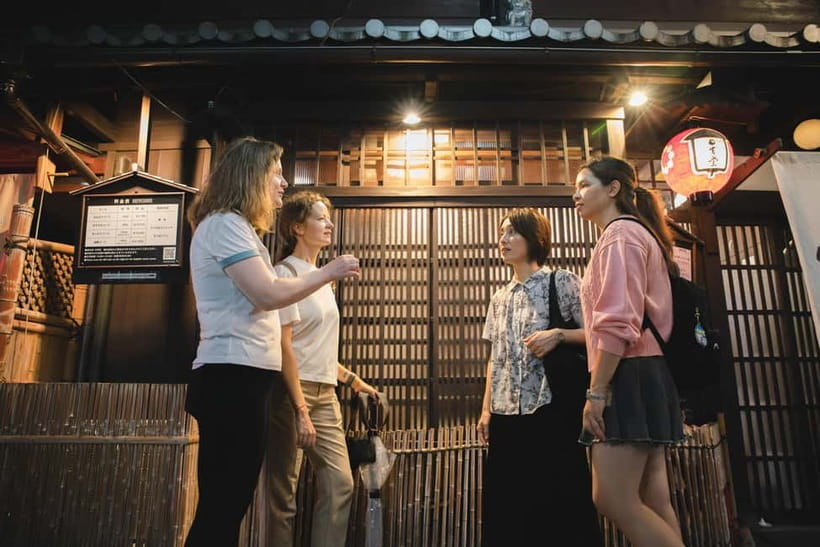 Kyoto: Gion World of the Geisha Guided Walking Tour - Starting Point Options, and How to Choose the Easiest One