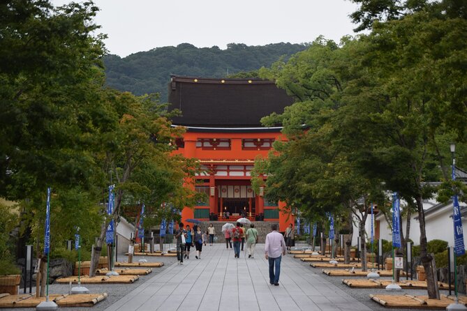 Kyoto Guided Walking Tour Highlight of Kiyomizu & Fushimi Inari - A Half-Day Route Through Kiyomizu, Sanjūsangendō, and Fushimi Inari