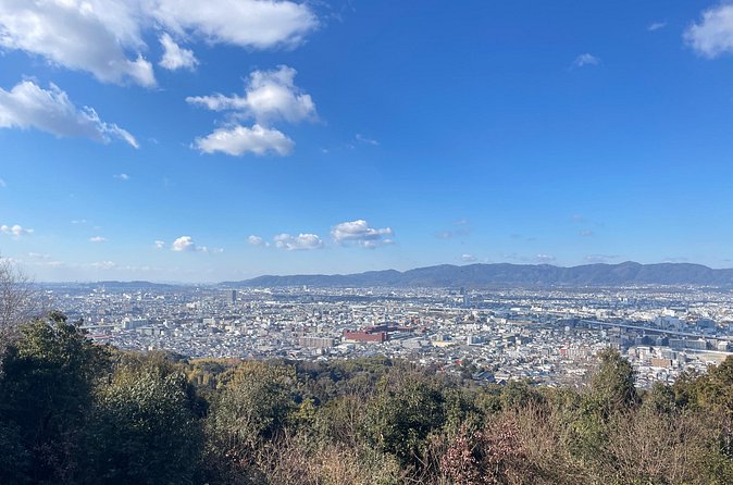 Kyoto Guided Walking Tour: Secret Zen Garden and Fushimi Inari - Stop 4: Fushimi Inari Yotsuji, a breather with a view