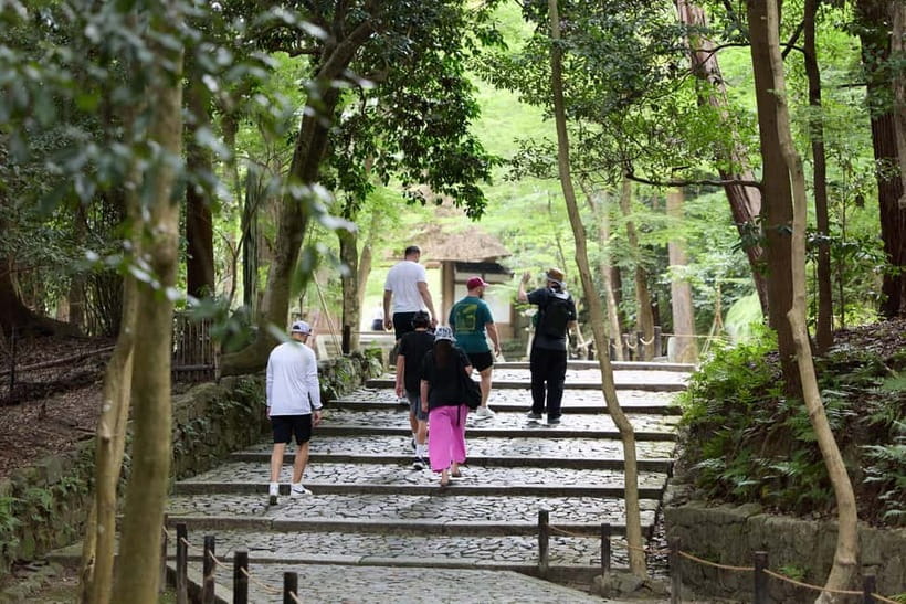 Kyoto: Hidden Gems E-Bike Tour Through Backstreets & Temples - The guide effect: Ben, Yuki, Kenji, and Yukio set the tone