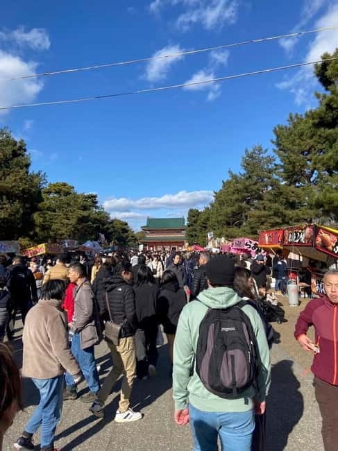 Kyoto: Hidden Gems E-Bike Tour with Local Japanese Guide - Small Group Size, English Guidance, and Meeting Real People