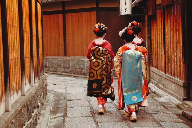 Kyoto Higashiyama Walking Private Tour - Hanamikoji Street: teahouses, charm, and a quick geisha-maiko chance