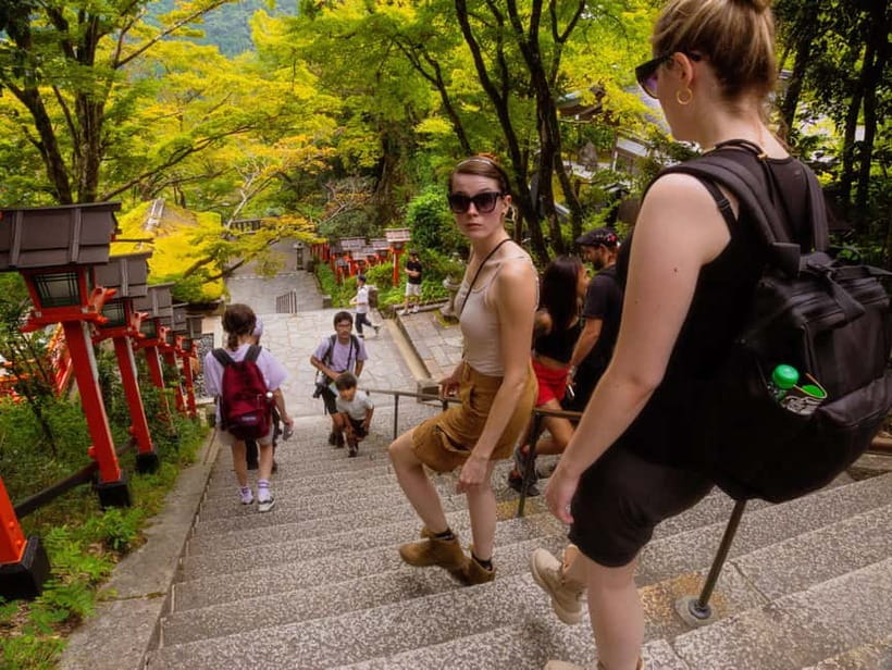 Kyoto: Hike and Hot Springs in Kurama - Descending Back to Kurama Village: Lunch and Slow Wandering Time