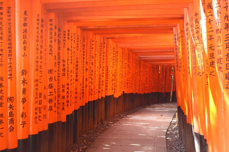Kyoto: Immersive Arashiyama & Fushimi Inari by Private Car - How the private-car format changes Kyoto