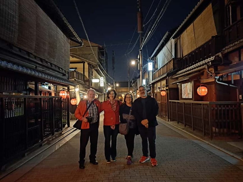 Kyoto: Izakaya Nightlife Tour with Local Guide - Why the Ordering Help Is a Big Deal (Not Just a Convenience)