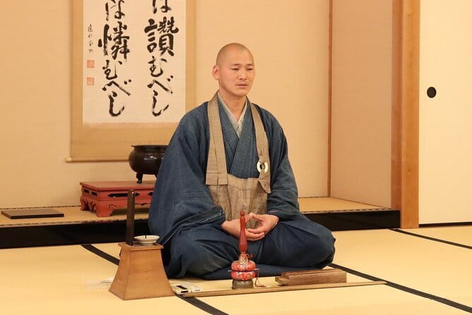 Kyoto: Japanese Calligraphy Class in 150 years old townhouse - Beginner-friendly coaching that doesn’t talk down to you