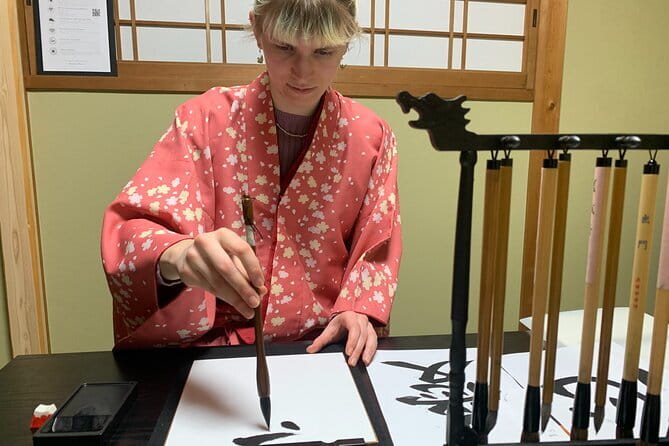 Kyoto: Japanese Calligraphy Class in 150 years old townhouse - Inside the 150-year-old townhouse: the atmosphere you’re paying for
