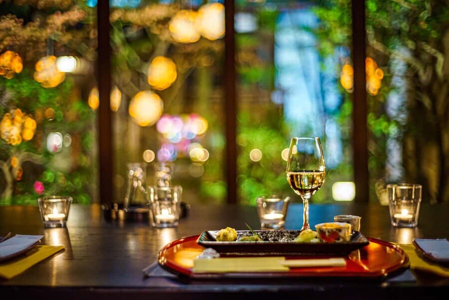 Kyoto: Kaiseki Dinner at a Historical Townhouse - Illuminated garden views: where the atmosphere actually helps