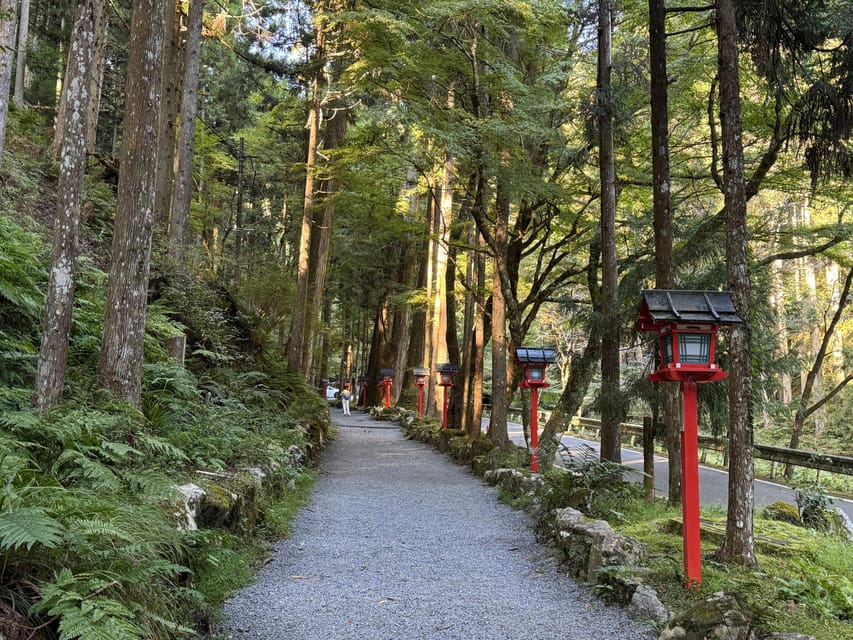 Kyoto: Kifune Shrine and the Sacred Kifune Valley Day Trip - Nakamiya (middle shrine): a quieter spiritual stop