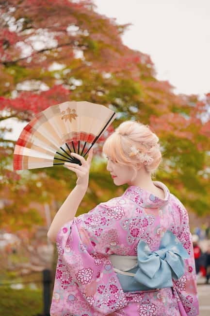 Kyoto: Kimono or Yukata Rental with Dressing Service - Where You Meet: KIMONO RENTAL MOMO by Gion-Shijo Exit 1