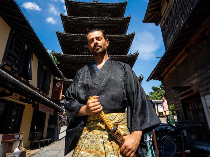 Kyoto Kimono Rental mimosa Samurai Plan|Feel the History - Getting fitted at the Kodaiji Store, fast, friendly, and focused on comfort