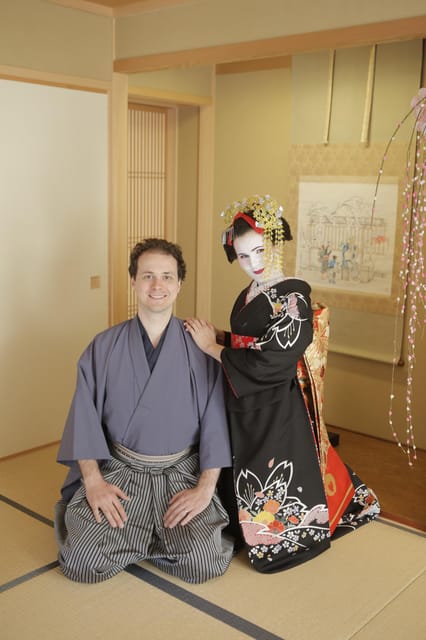 Kyoto kiyomizu Temple : Maiko and Samurai Couple Photoshoot - Price and value: what $114 per person gets you