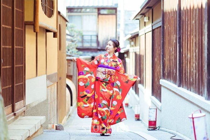 Kyoto Kiyomizudera Kimono Dressing with Hairstyle | Photoshoot - Dressing That Actually Matters: Fit, Tabis, and Getting Ready Fast
