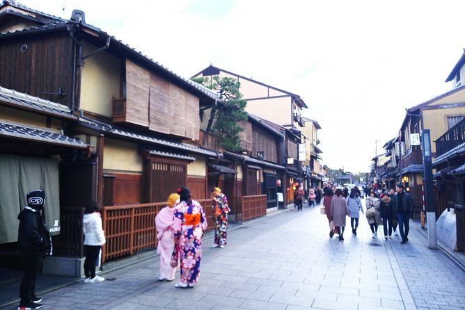 Kyoto Late Bird Walking Tour - Timing Tips for Your Photos and Your Feet