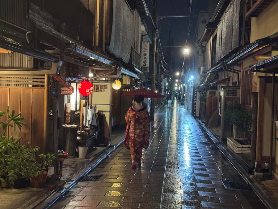 Kyoto Magic Night Walk: Gion & Fushimi Inari(Private Option) - Key things you will remember