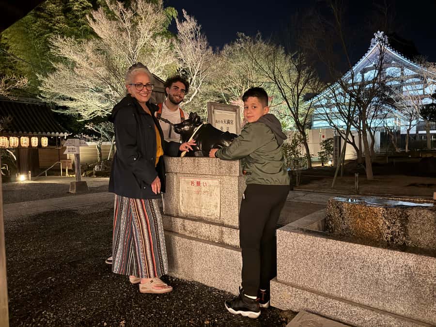 Kyoto Magic Night Walk: Gion & Fushimi Inari(Private Option) - Timing, pace, and what to pack for a comfortable night walk