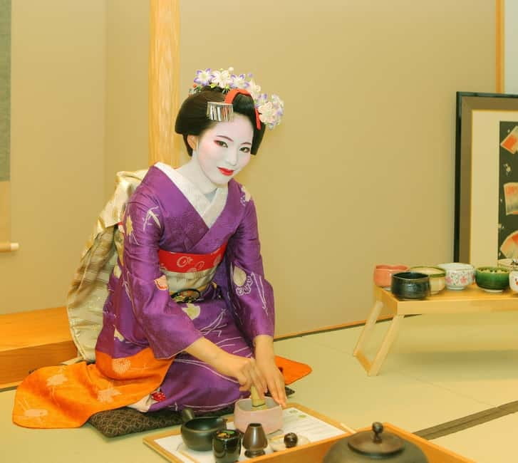 Kyoto: Maiko, Samurai, or Kimono Rental and Tea Ceremony - The matcha ceremony at Akebonotei: what you get and what to expect