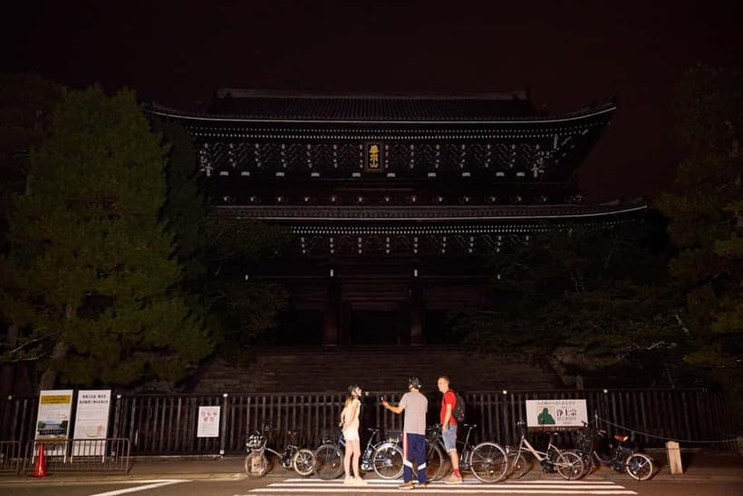 Kyoto: Night E-Bike Tour Hidden Gems & Backstreets - Stop by Stop: The Evening Route and What to Watch For