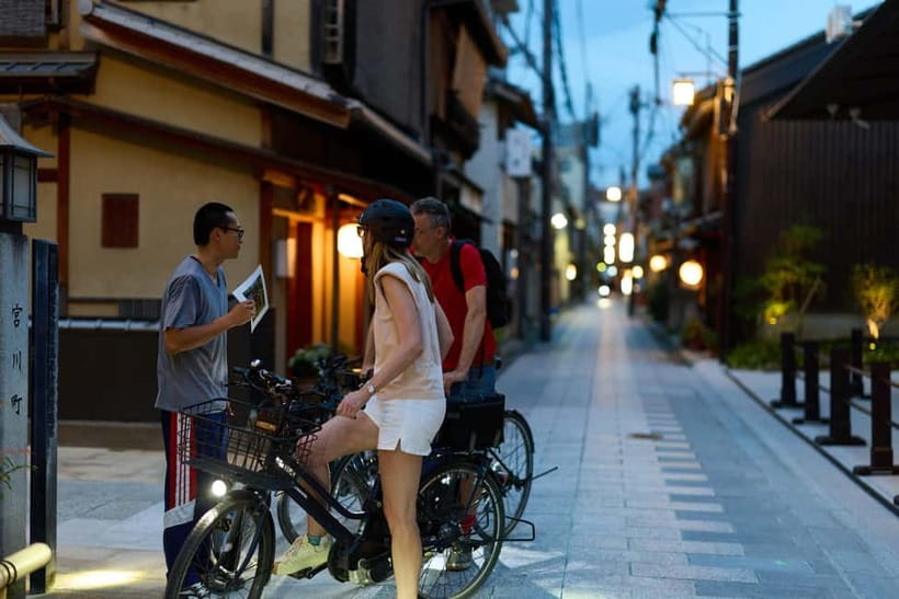 Kyoto: Night E-Bike Tour Hidden Gems & Backstreets - Price and What You Really Get for $64