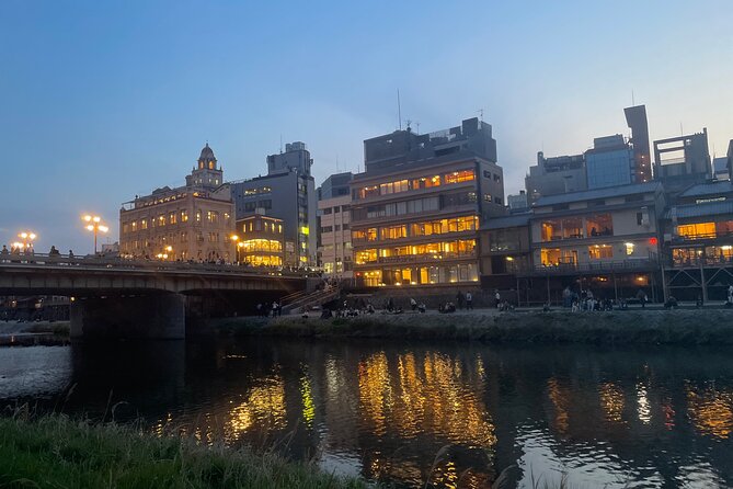 Kyoto Night Food & Izakaya Hopping Tour in Pontocho - How the tasting plan works: dishes, drinks, and the 6-drink boundary