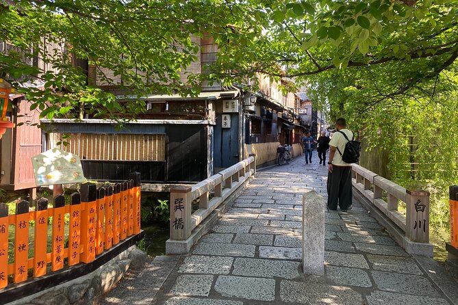 Kyoto Night Food Tour Explore Kiyamachi's Culinary Delights - Who should book this Kyoto night food tour
