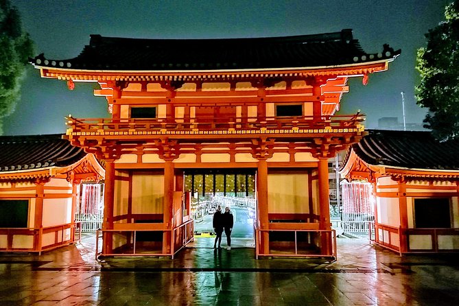 Kyoto night walk tour (Gion district) - The Stone-Wall Section: A Quiet Moment That Feels Respectful