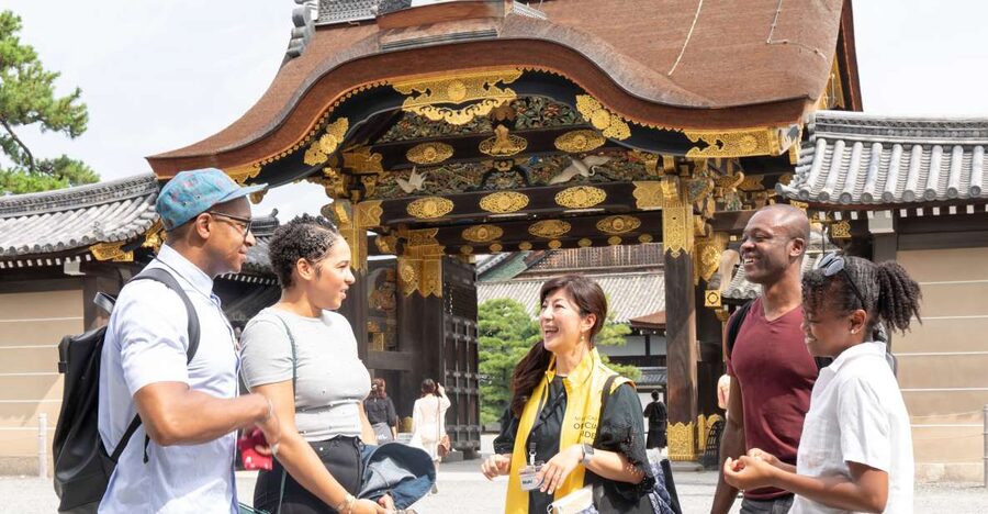 Kyoto: Nijo-jo Castle and Ninomaru Palace Guided Tour - The fast payoff: why Nijo-jo feels different than most Kyoto sights