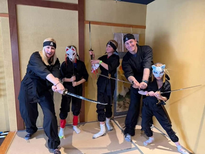 Kyoto: Ninja Experience Cafe Kyoto Gion - From Street Level to the Cafe: What the Arrival Feels Like