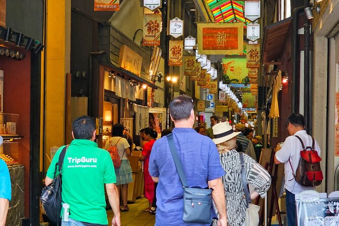 Kyoto Nishiki Market & Depachika: 2-hours Food Tour with a Local - Guides, pacing, and group size: why the experience can feel personal