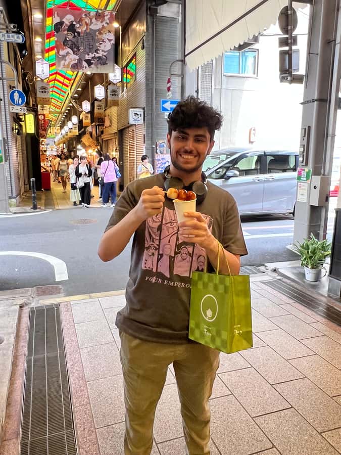 Kyoto: Nishiki Market Food Tour with Local Guide - What You Get for $64: Tastings Plus Context