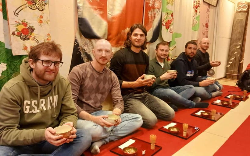 Kyoto: Nishiki Market Tea Ceremony with Koto Performance - Koto Music, Played Like Part of the Ritual