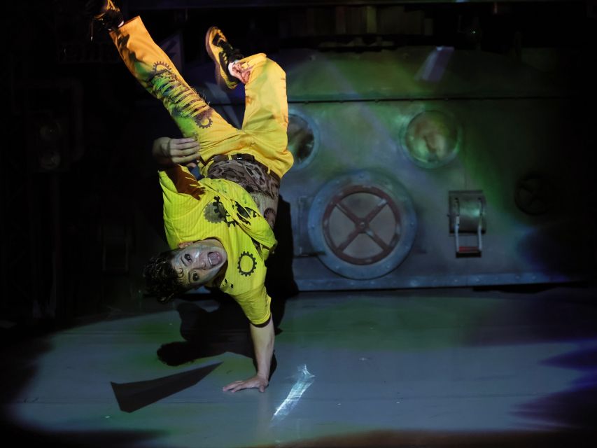 Kyoto: Non-Verbal Theatre Show Tickets at GEAR - The story setup, robots meet a doll that changes everything